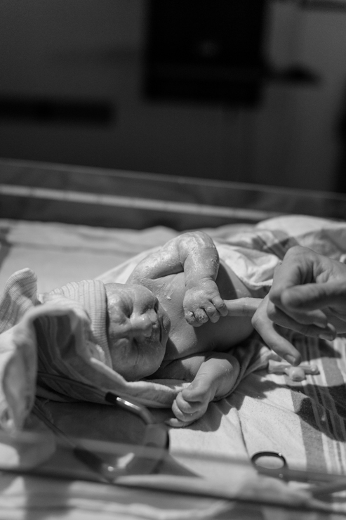 Peoria Illinois Hospital Birthing Session