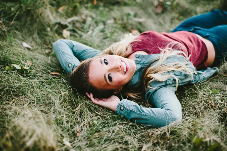 Midwest Outdoor Senior Girl Photography by Meredith Washburn