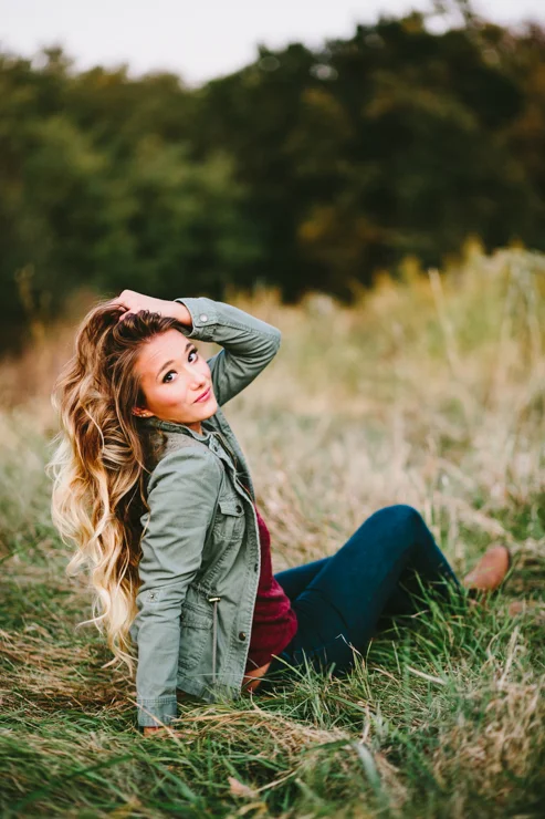 Midwest Outdoor Senior Girl Photography by Meredith Washburn