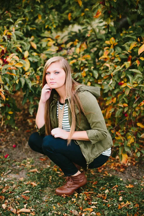 senior girl photography poses