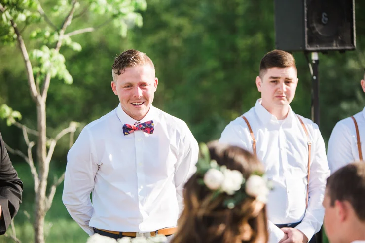 Best groom's reaction ever to seeing his bride walk down the aisle for the first time