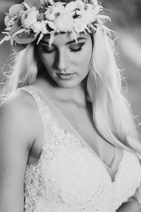 Justine Ulrich Modeling for Styled Bridal Photo Session with Cloud Nine Bridal, Bremer Jewelry Peoria, and Floral Designs Ltd. Morton IL
