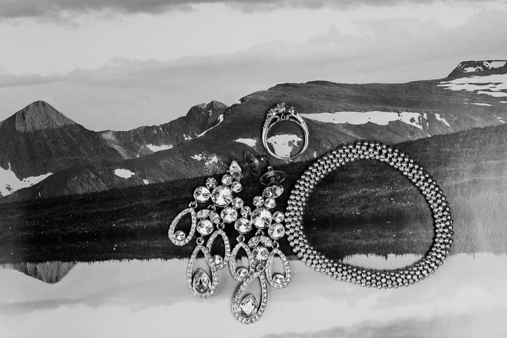 Wedding details in the mountains of Estes Park