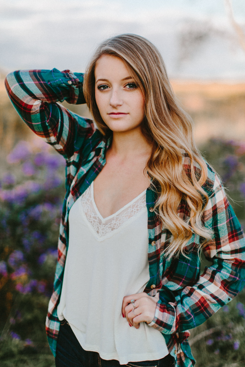 Outdoor senior girl photography portraits Peoria Illinois by Meredith Washburn Photography