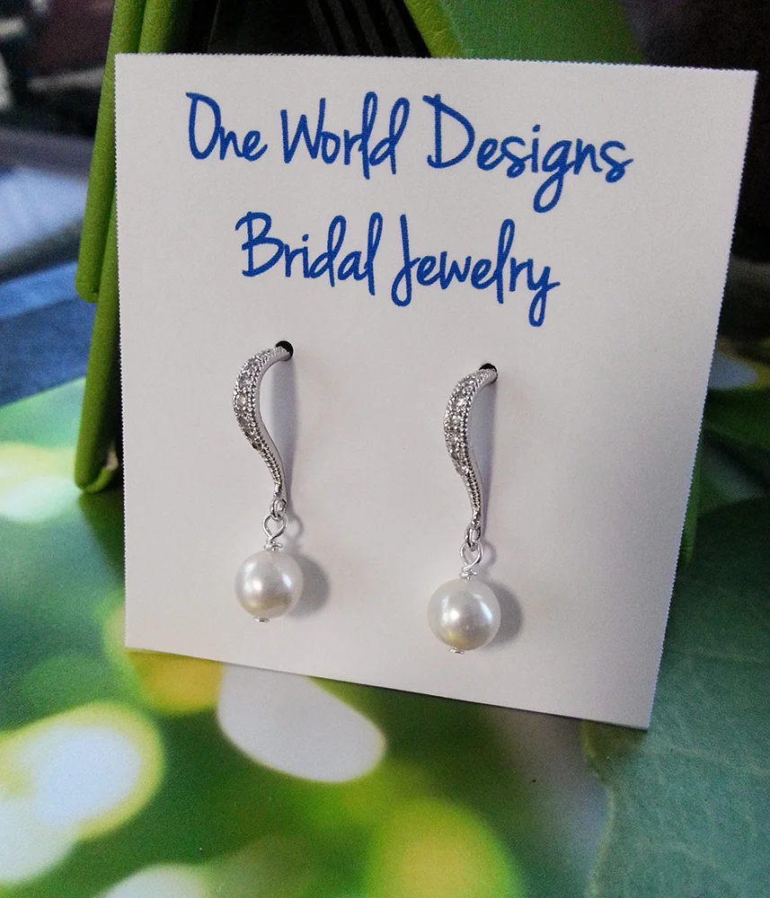 EarringsPearl6.5mmEtsy.jpg