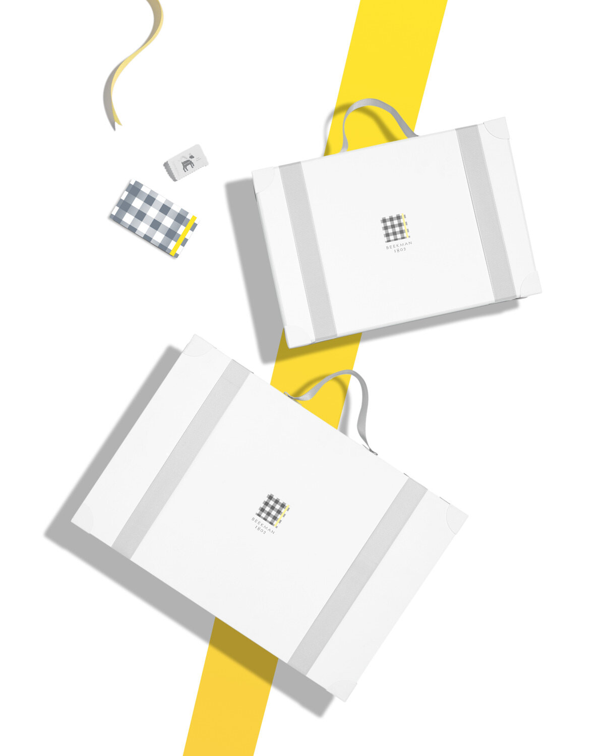 Beekman_Holiday_2019_Yellow_Line.jpg