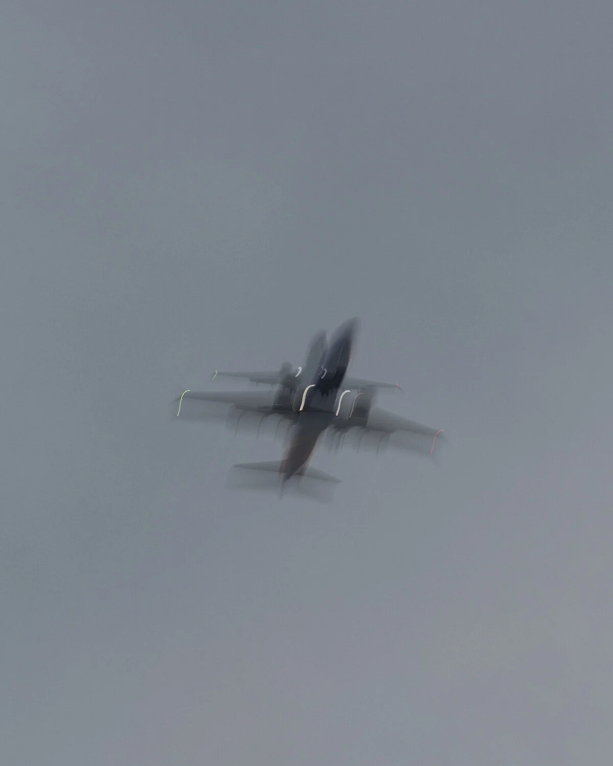 plane_close_aviary.jpg