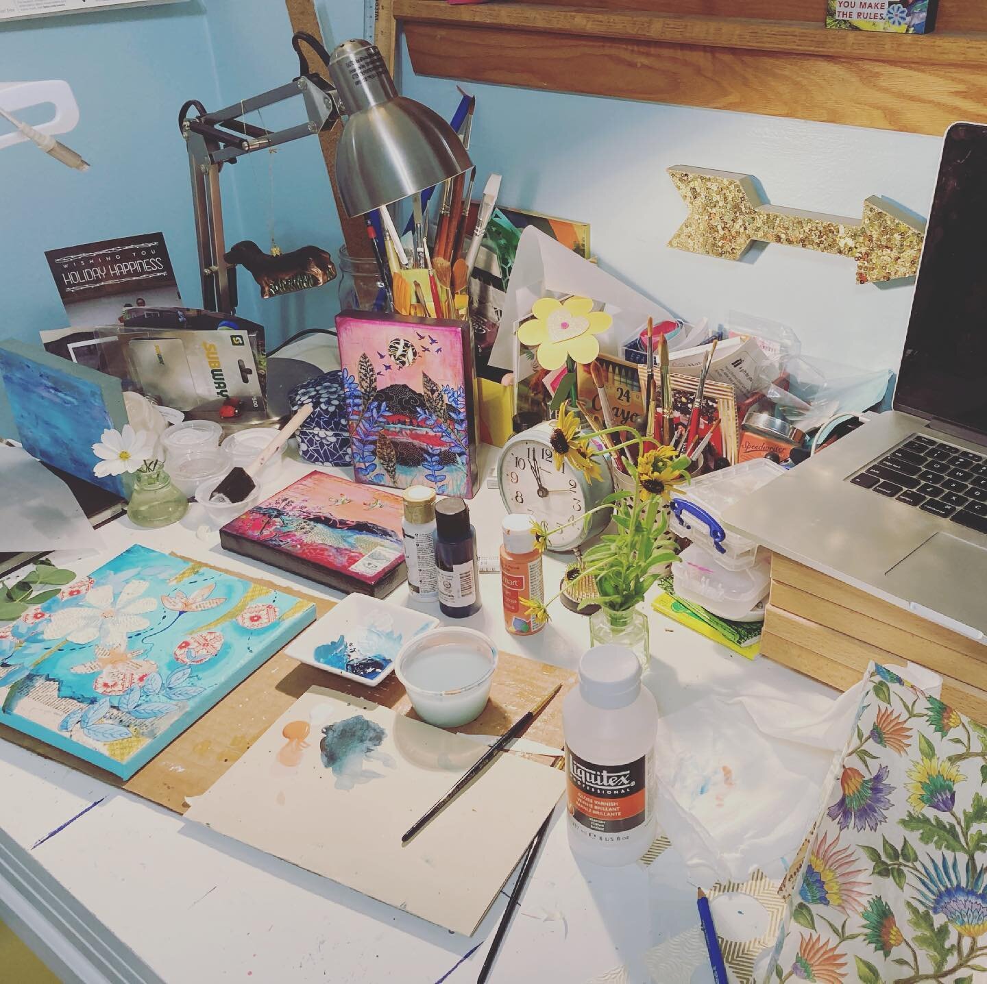 My workspace after a virtual workshop. Last night&rsquo;s workshop @carylibrary was so much fun! Lots of creative, beautiful work! My demo piece is not done&hellip;I will post another picture when I finish it. 

#artworkshop #collageart #mixedmedia #