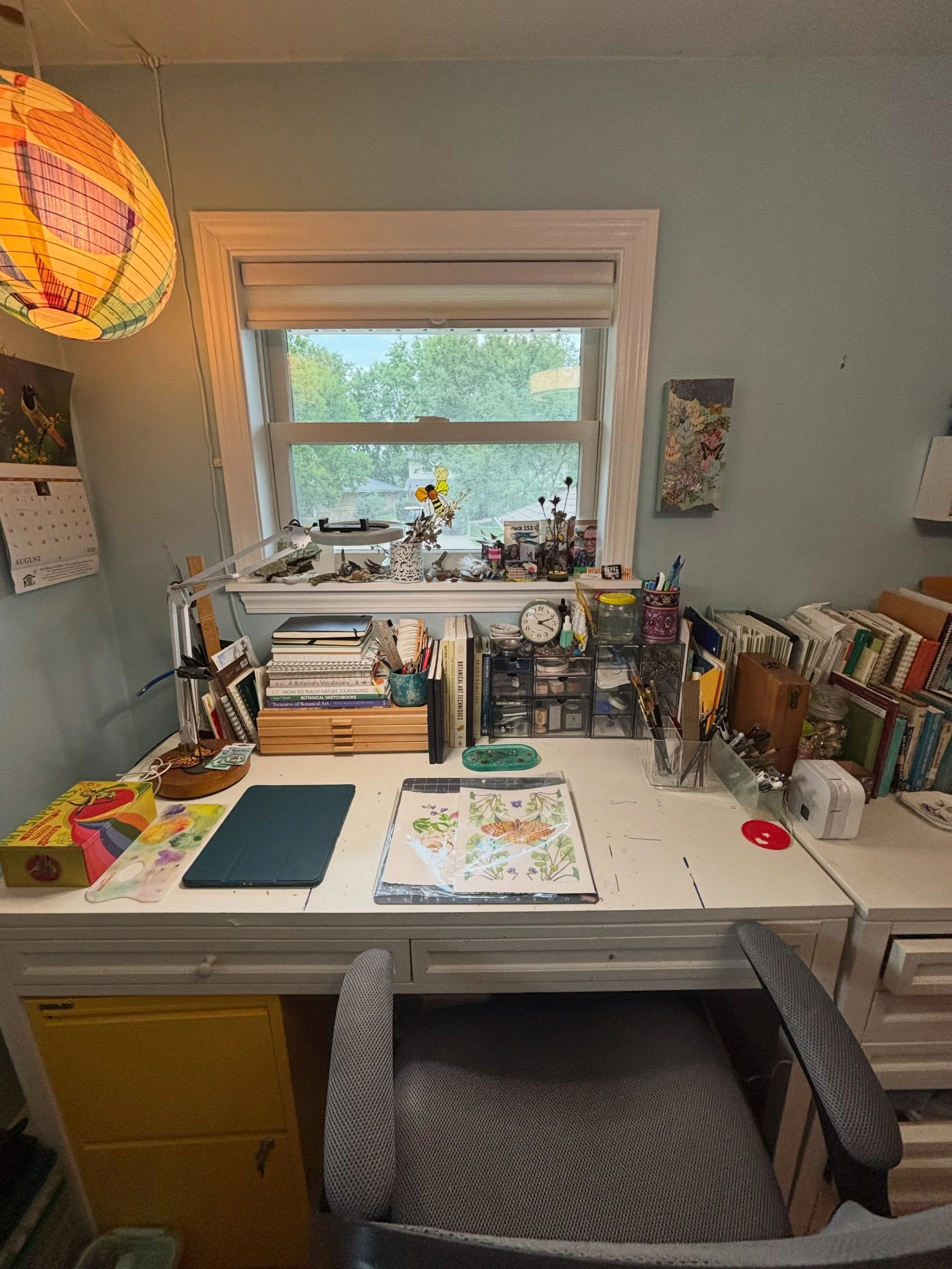 The art studio chaos is temporarily contained 😂. This started as me looking for a piece that has been accepted into a show, and then it was like I pulled the string on a sweater&hellip;everything got pulled out and reorganized. 

#artstudio #homestu