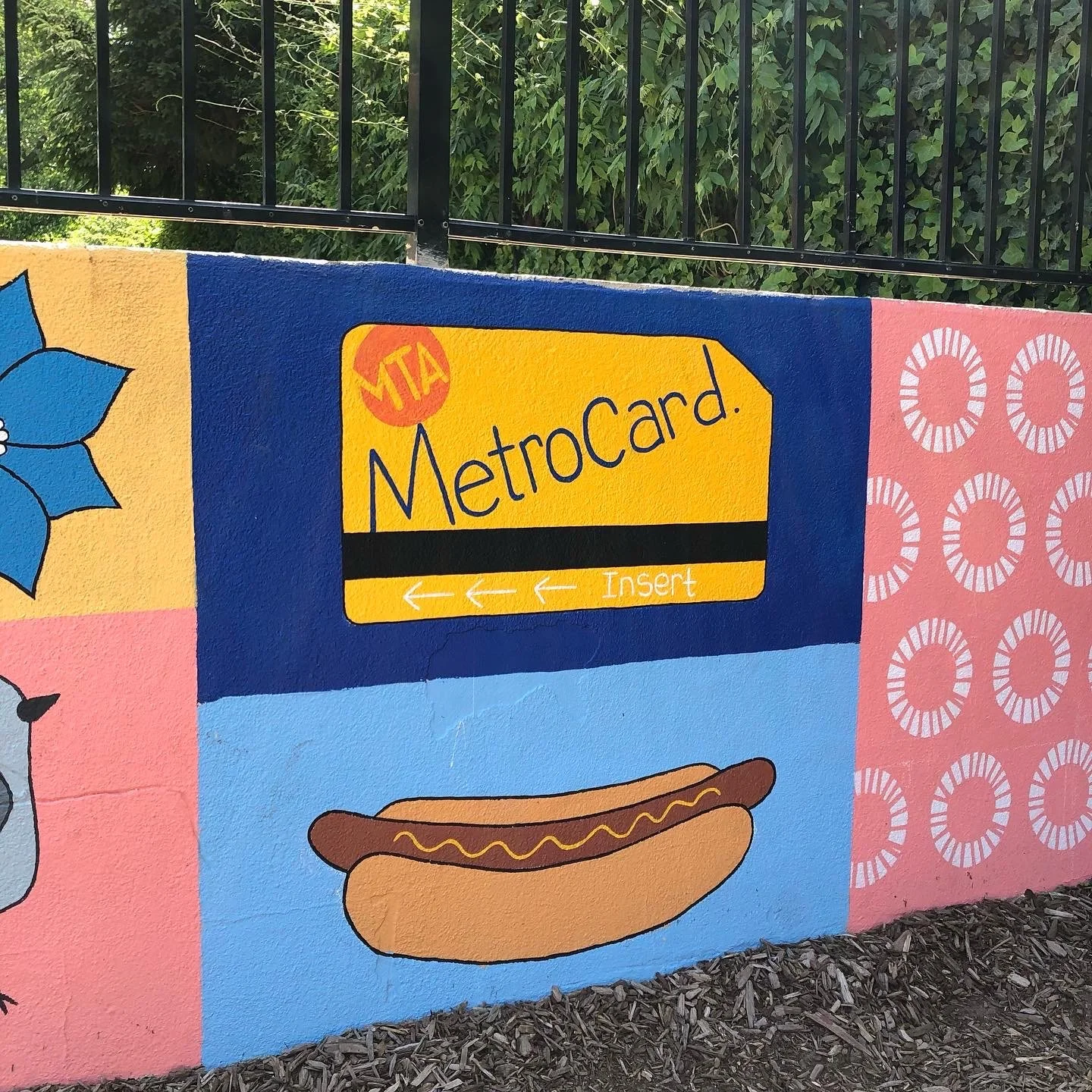 Sunnyside Gardens Park mural detail