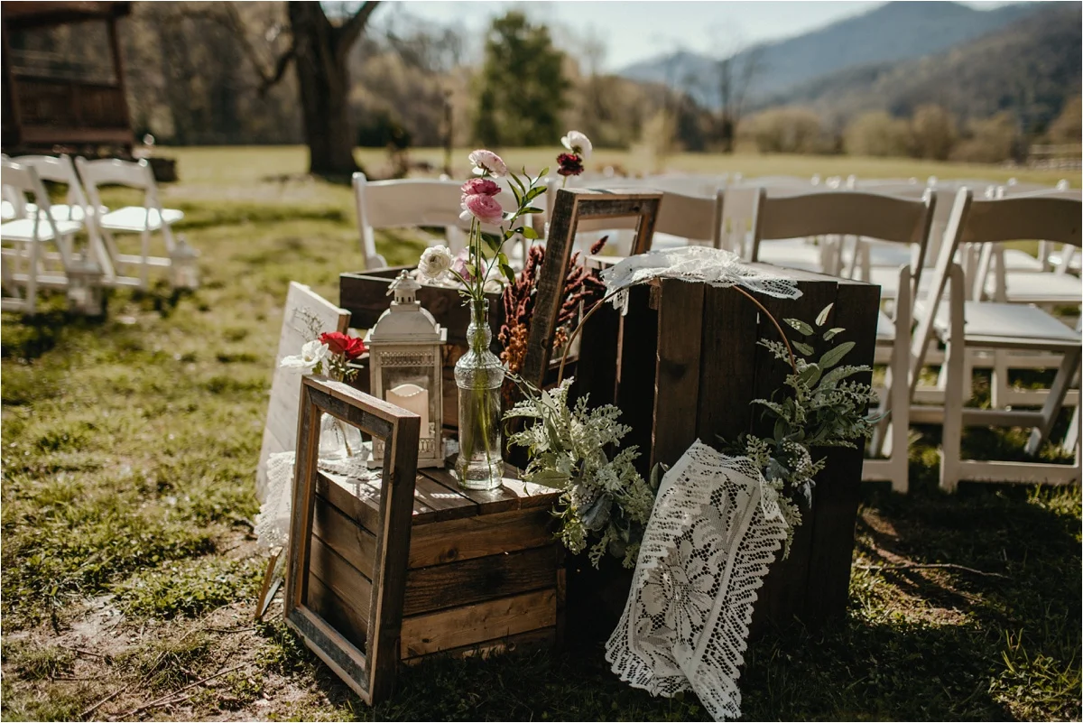 fields-blackberry-cove-spring-wnc-asheville-wedding_0020.jpg
