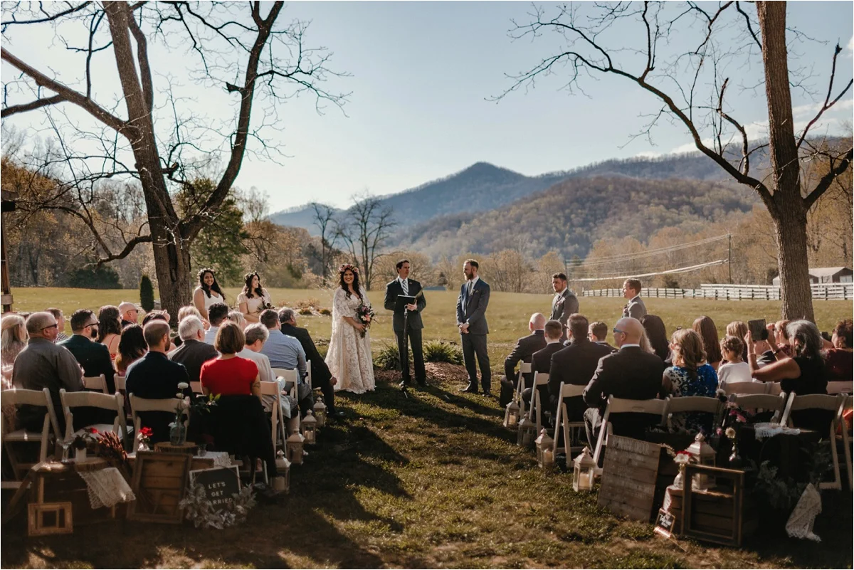 fields-blackberry-cove-spring-wnc-asheville-wedding_0034.jpg