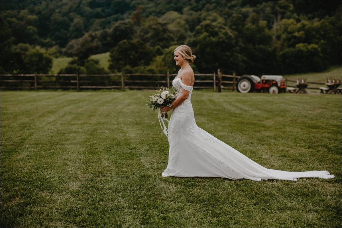 claxton-farm-summer-intimate-wedding-asheville_0038.jpg