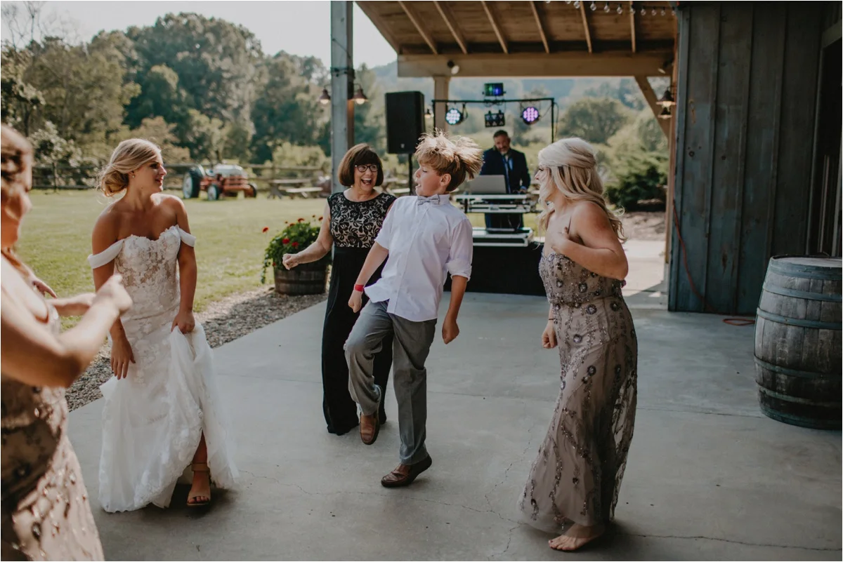 claxton-farm-summer-intimate-wedding-asheville_0075.jpg