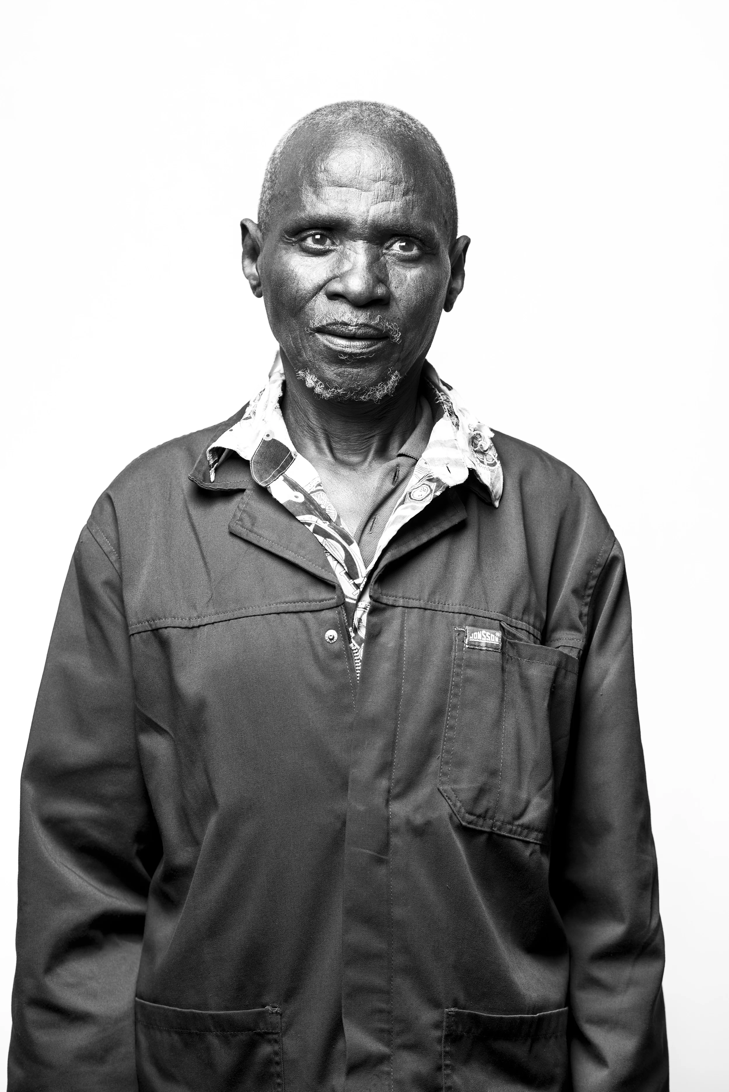 Zaneyezi Ntloni