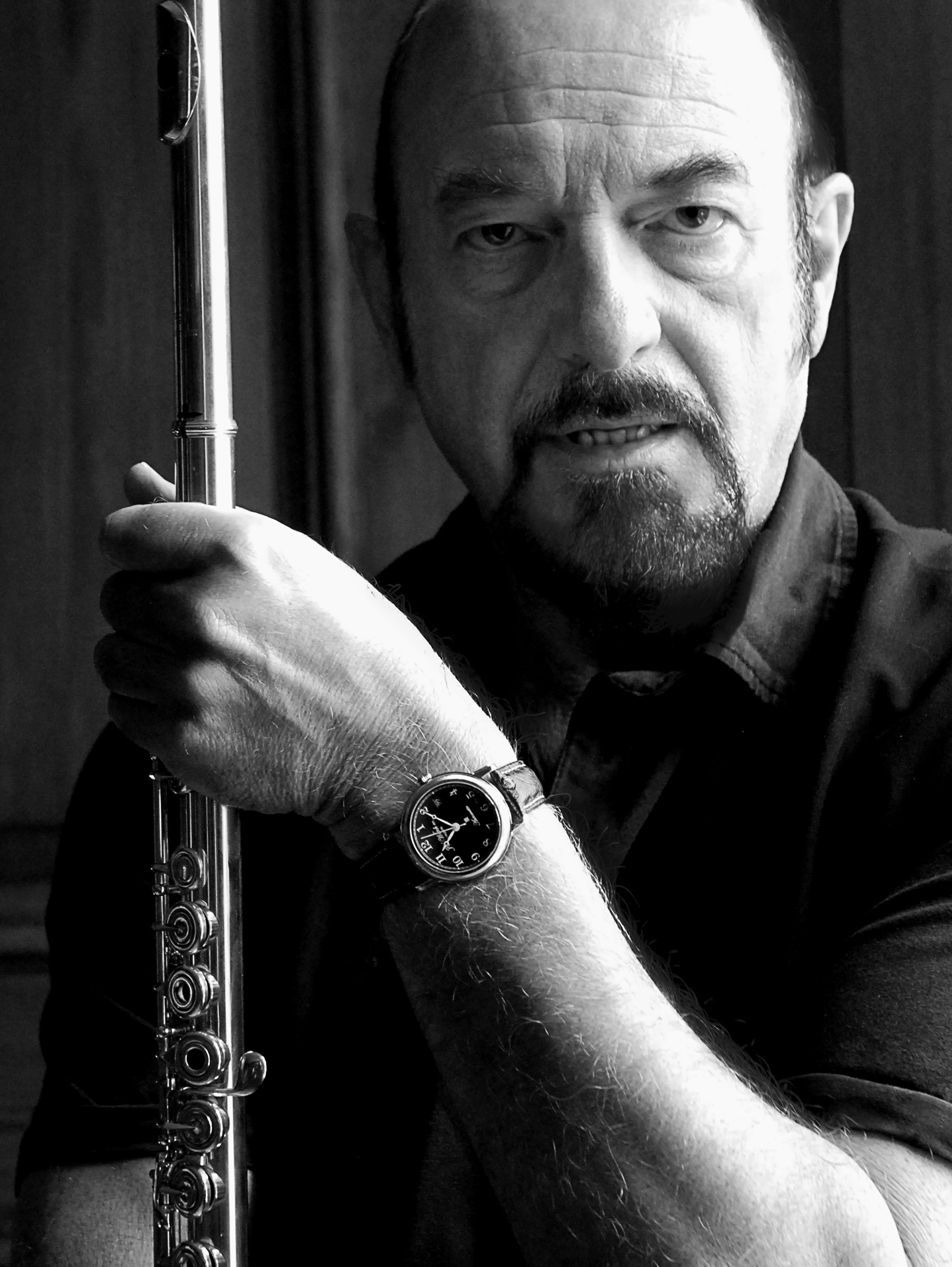 ian with flute.jpg