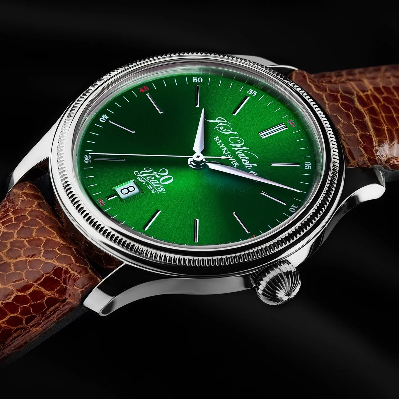 Introducing the seventh watch in our 20 year Limited Edition Series.
A  deep Green sunburst dial, Rhodium plated Lancette hands, and our 38 mm polished steel case. Powered by a Swiss Made Top grade automatic movement and limited to only 20 pieces.
A 