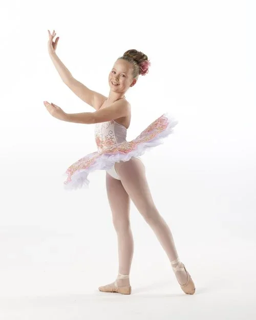 plie-cecchetti-ballet-class.webp