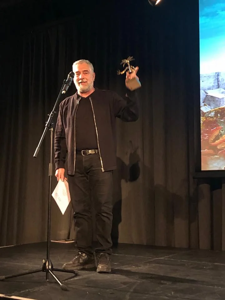 Director Pjotr Sapegin recievs the The Golde Gunnar for his shortfilm “Origin of man” at Fredrikstad Animation Festival.