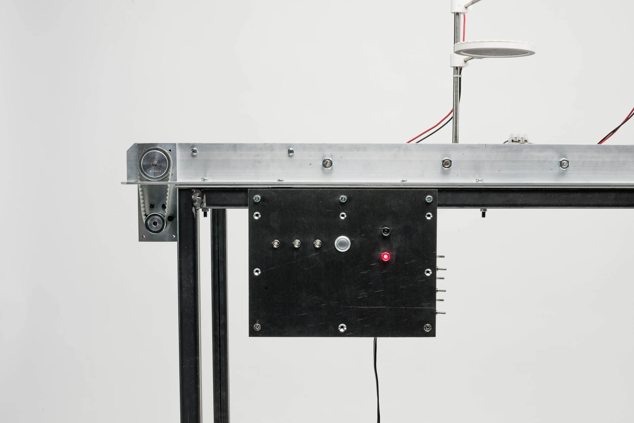 Autonomous Chemigram Machine
