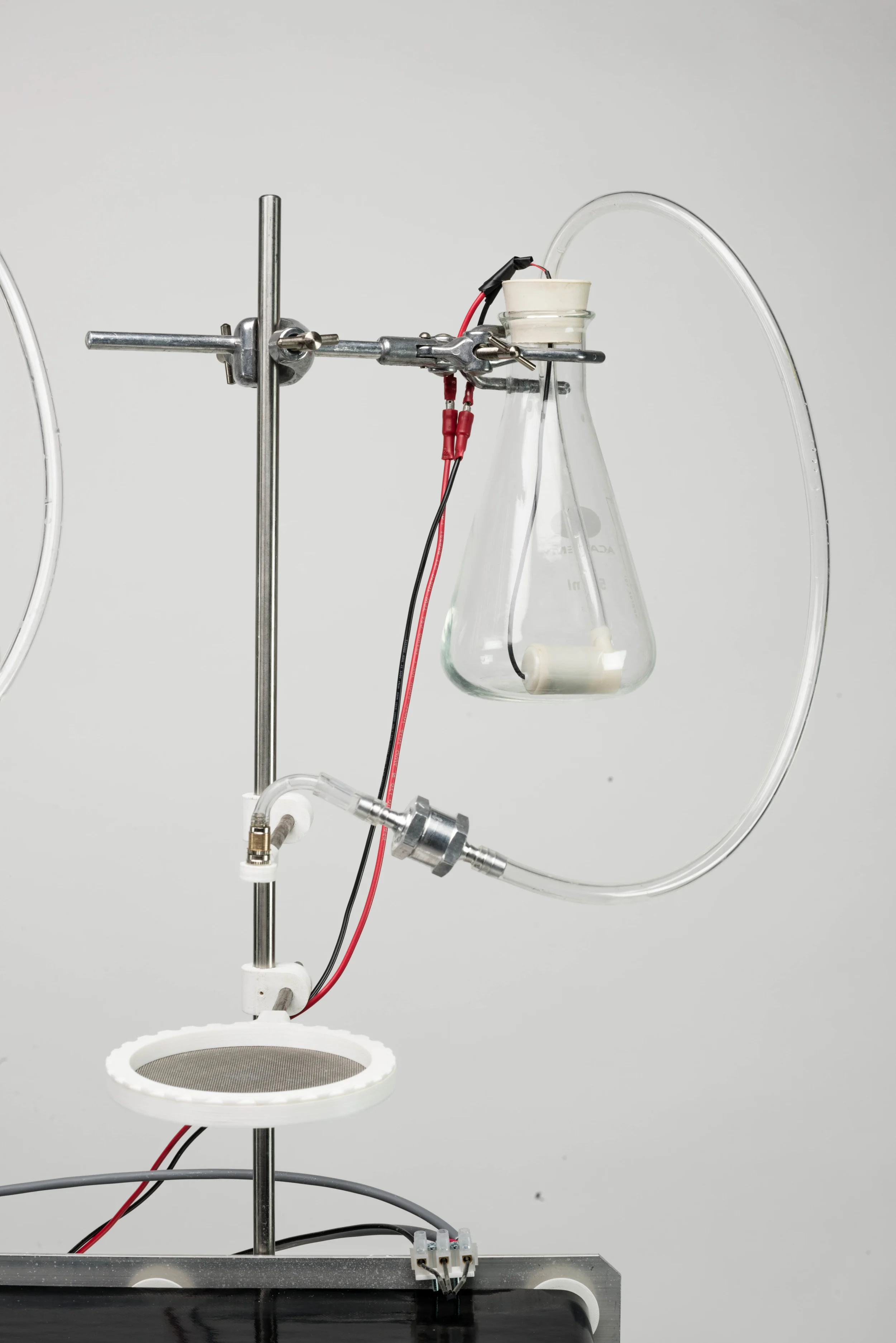 Autonomous Chemigram Machine