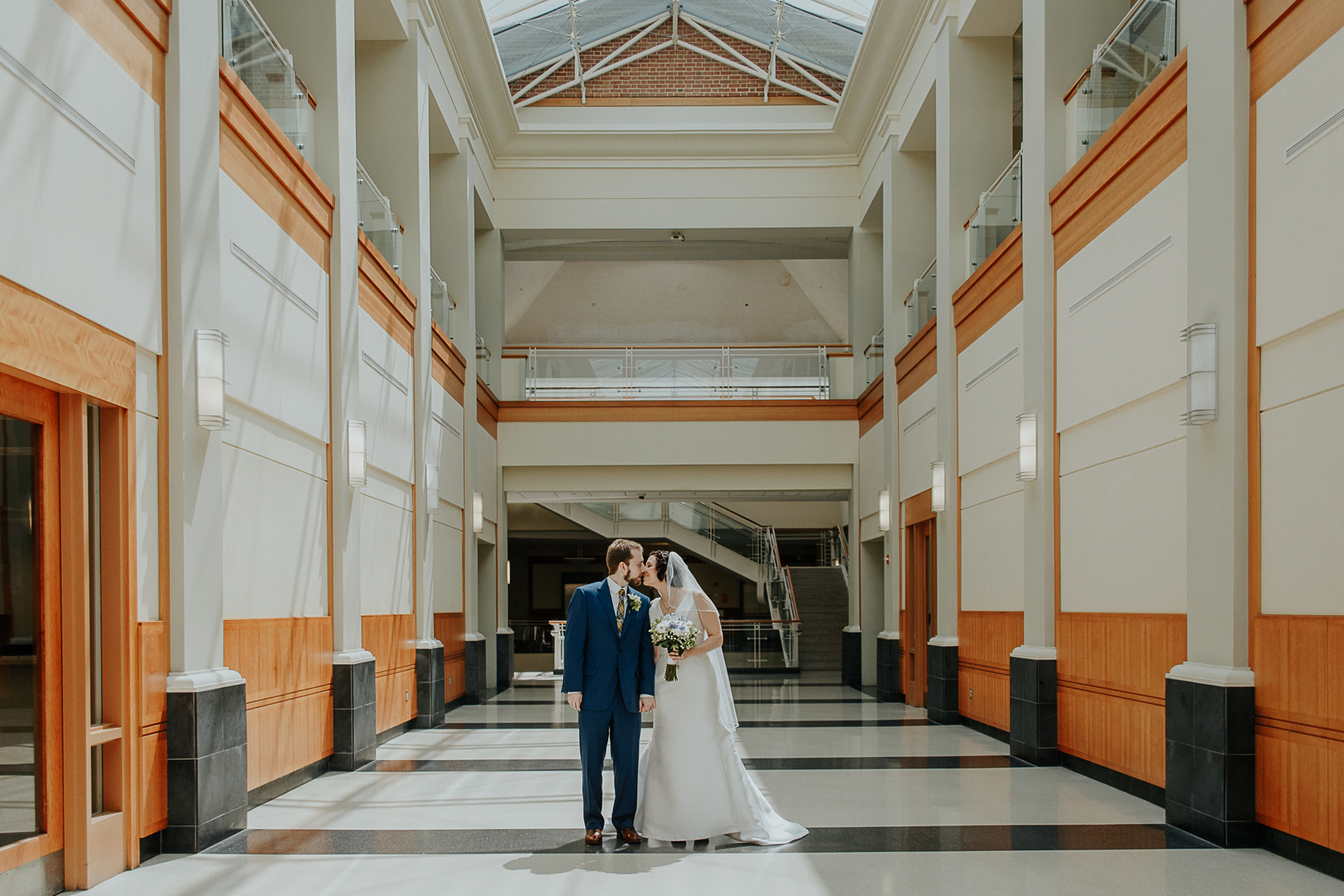 040-annapolis_courthouse_wedding.jpg