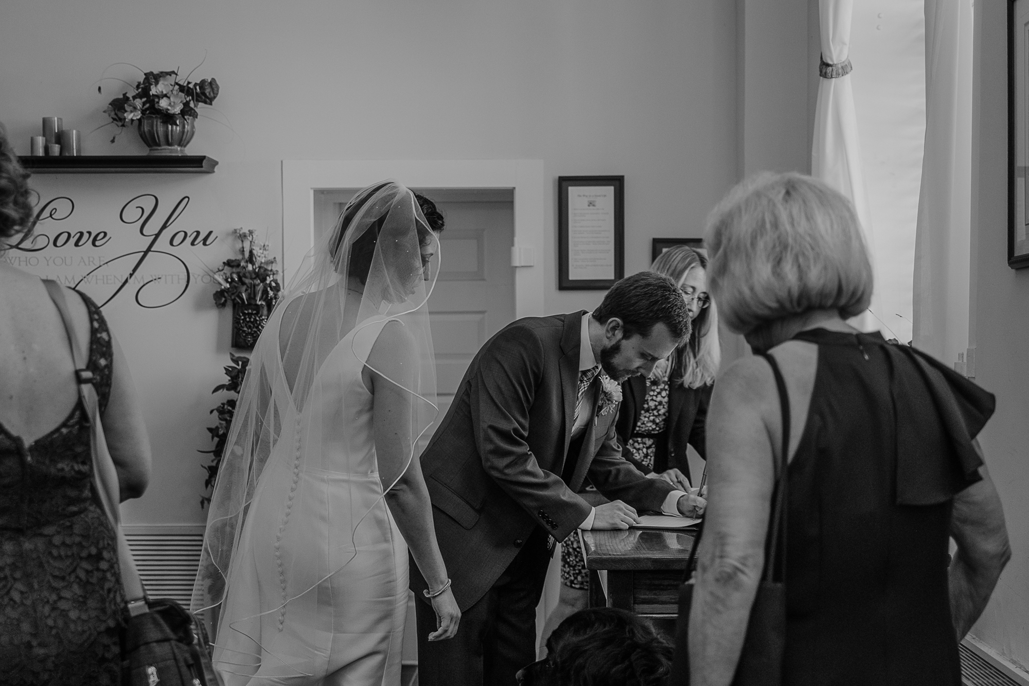 051-annapolis_courthouse_wedding.jpg