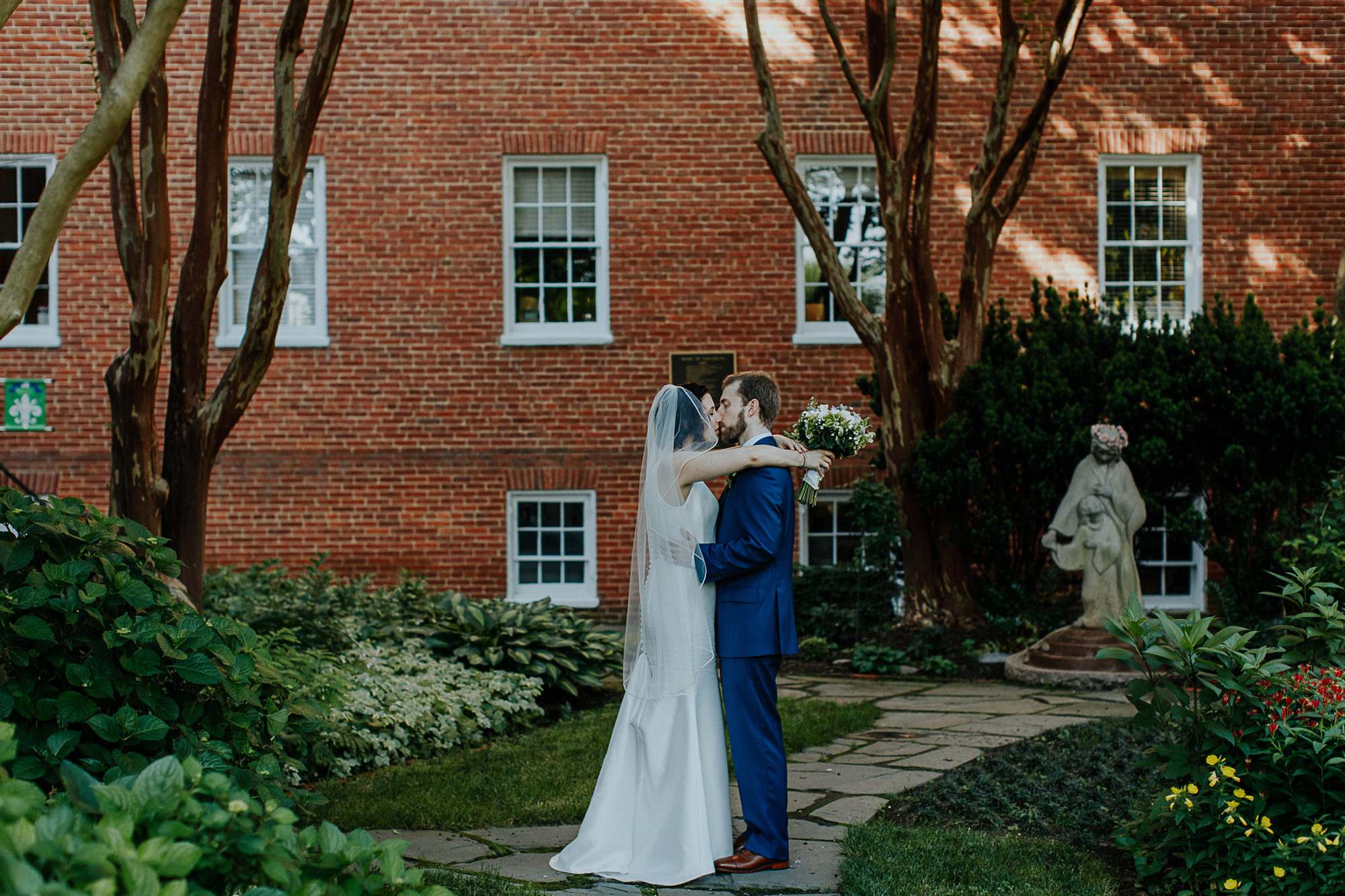 065-annapolis_courthouse_wedding.jpg