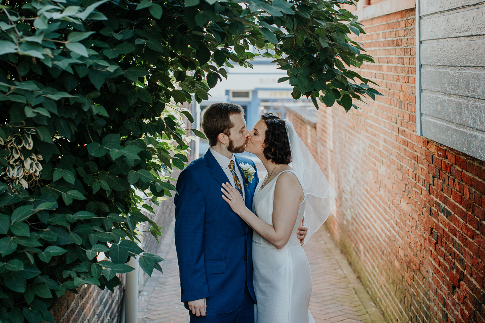 068-annapolis_courthouse_wedding.jpg