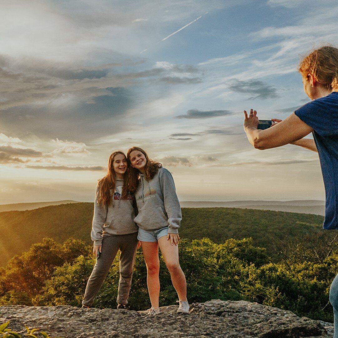 Sunsets are always awesome, but I love when they come with a view. #mountainlakelodge #blackburg #baldknob #pembroke