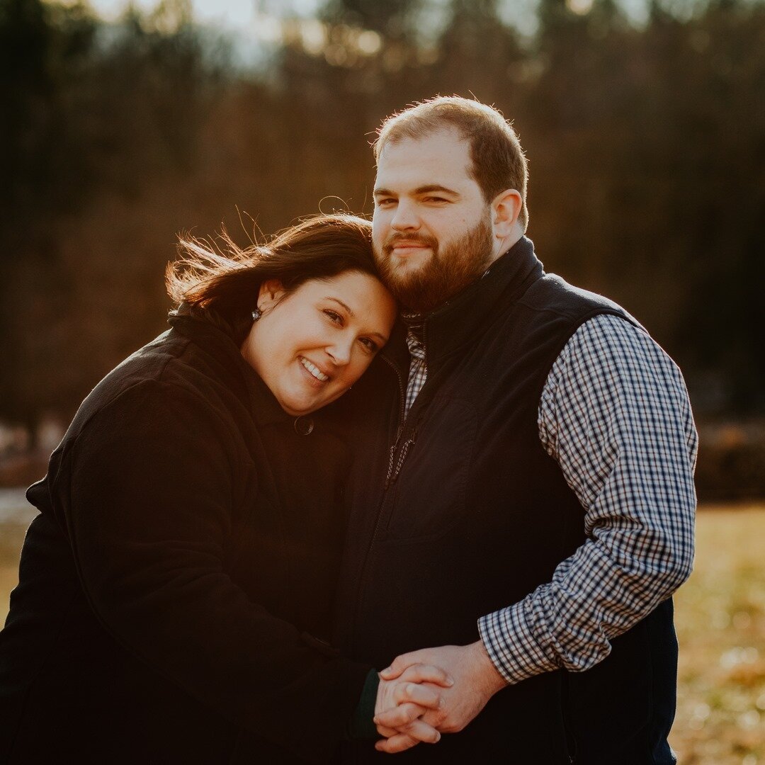 I love winter light!! And happy people!!⠀⠀⠀⠀⠀⠀⠀⠀⠀
-⠀⠀⠀⠀⠀⠀⠀⠀⠀
-⠀⠀⠀⠀⠀⠀⠀⠀⠀
- #washingtondcweddingphotographer #washingtondcweddingphotography #northernvaweddingphotographer #northernvawedding #arlingtonweddingphotographer #arlingtonweddingphotographer #