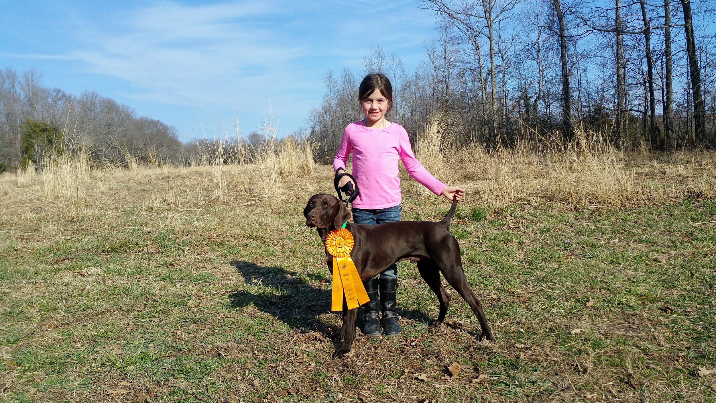 Lily Handled Liv in his first hunt test this weekend and with scores of 9's and 10's this duo seems to be a couple to watch!.
