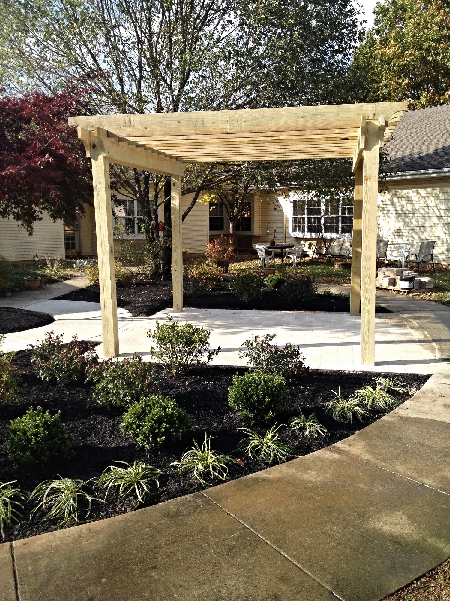 Courtyard Landscape & Pergola