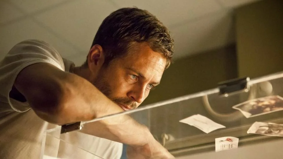ADVANCE MOVIE REVIEW: Hours