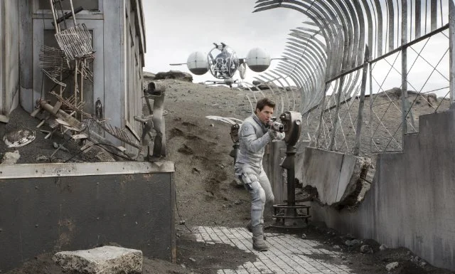 MOVIE REVIEW: Oblivion