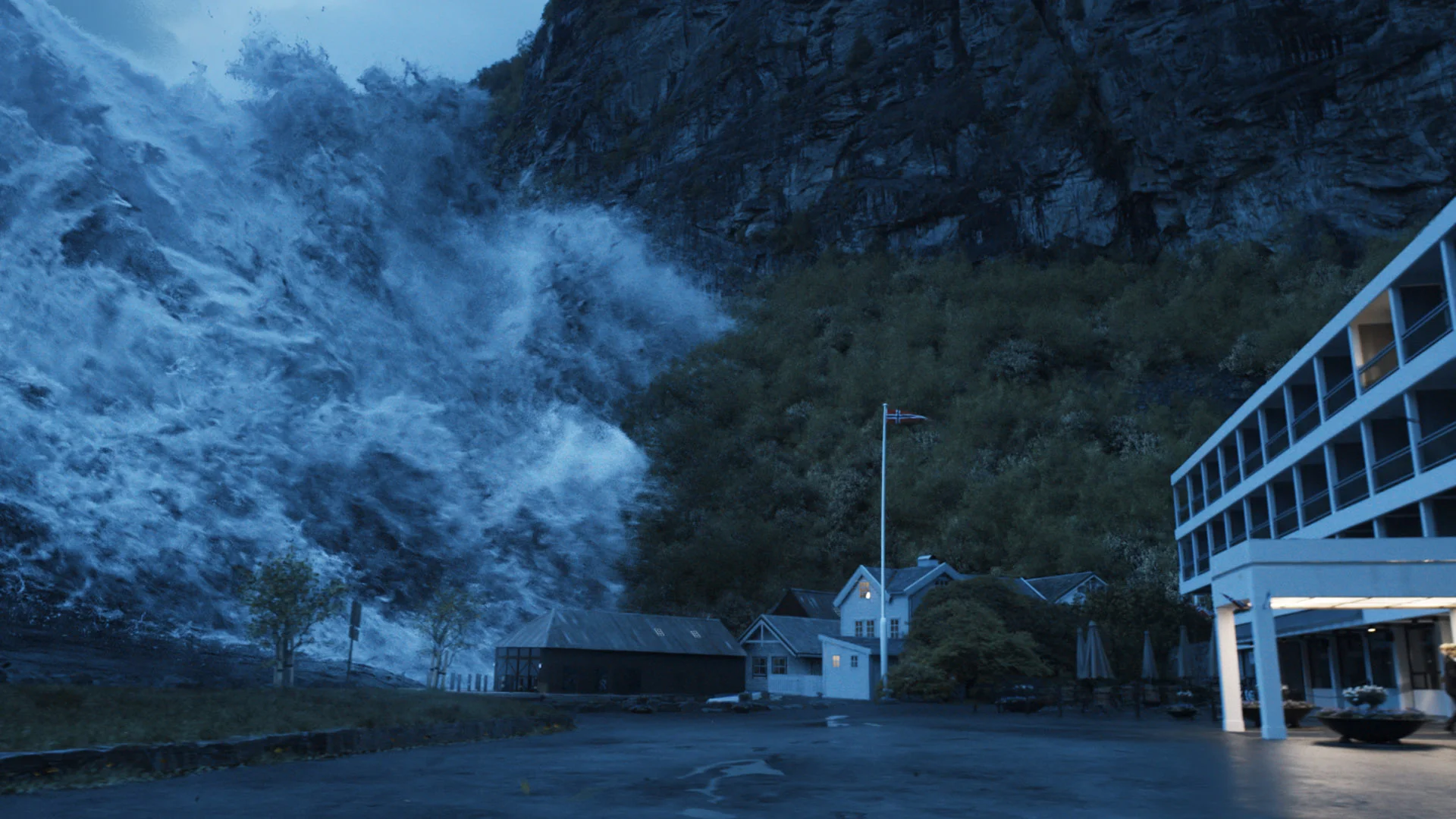 MOVIE REVIEW: The Wave