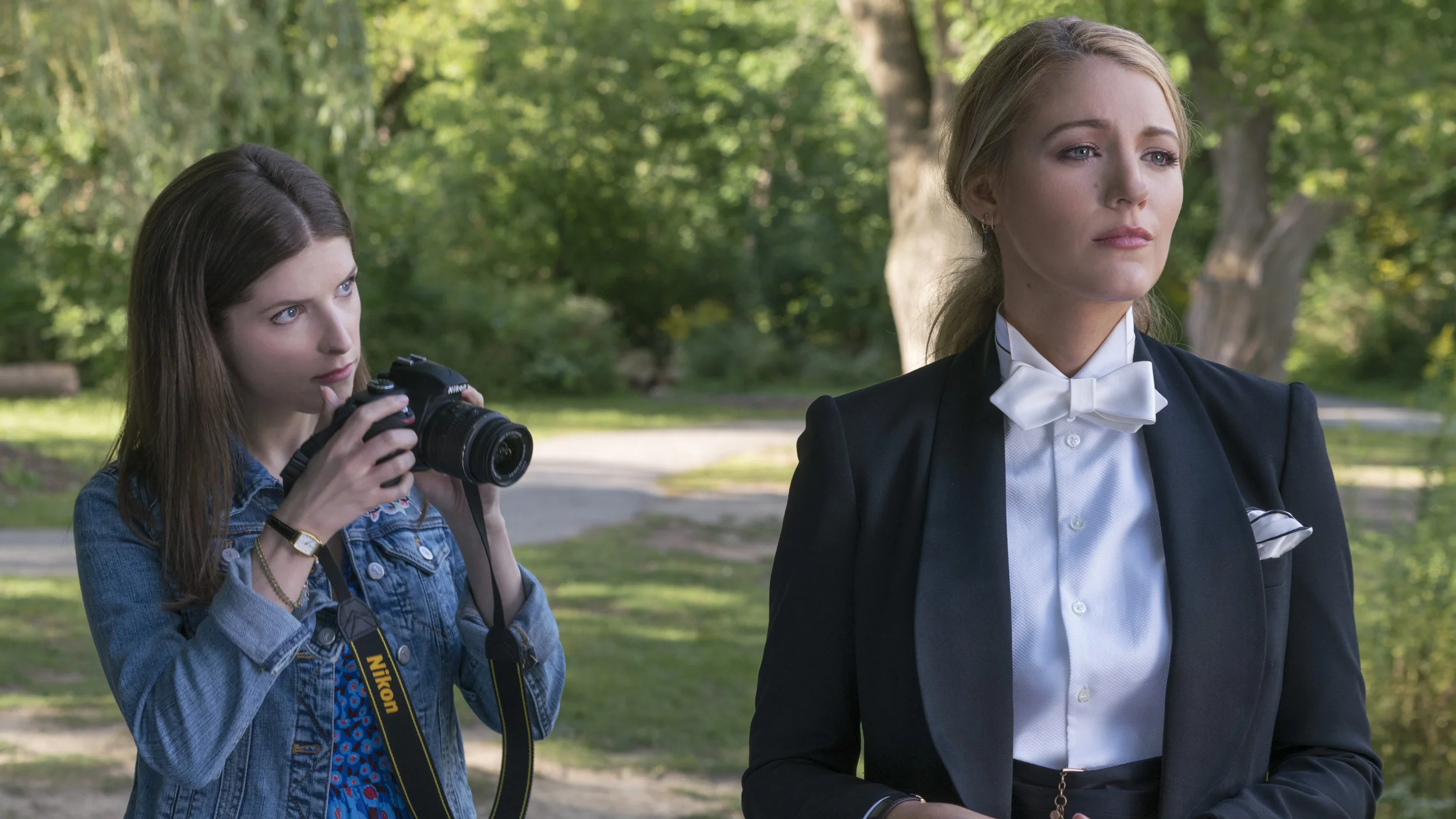 MOVIE REVIEW: A Simple Favor