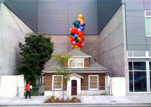 Edith Macefield’s home in the Ballard neighborhood of Seattle. ( LINK )