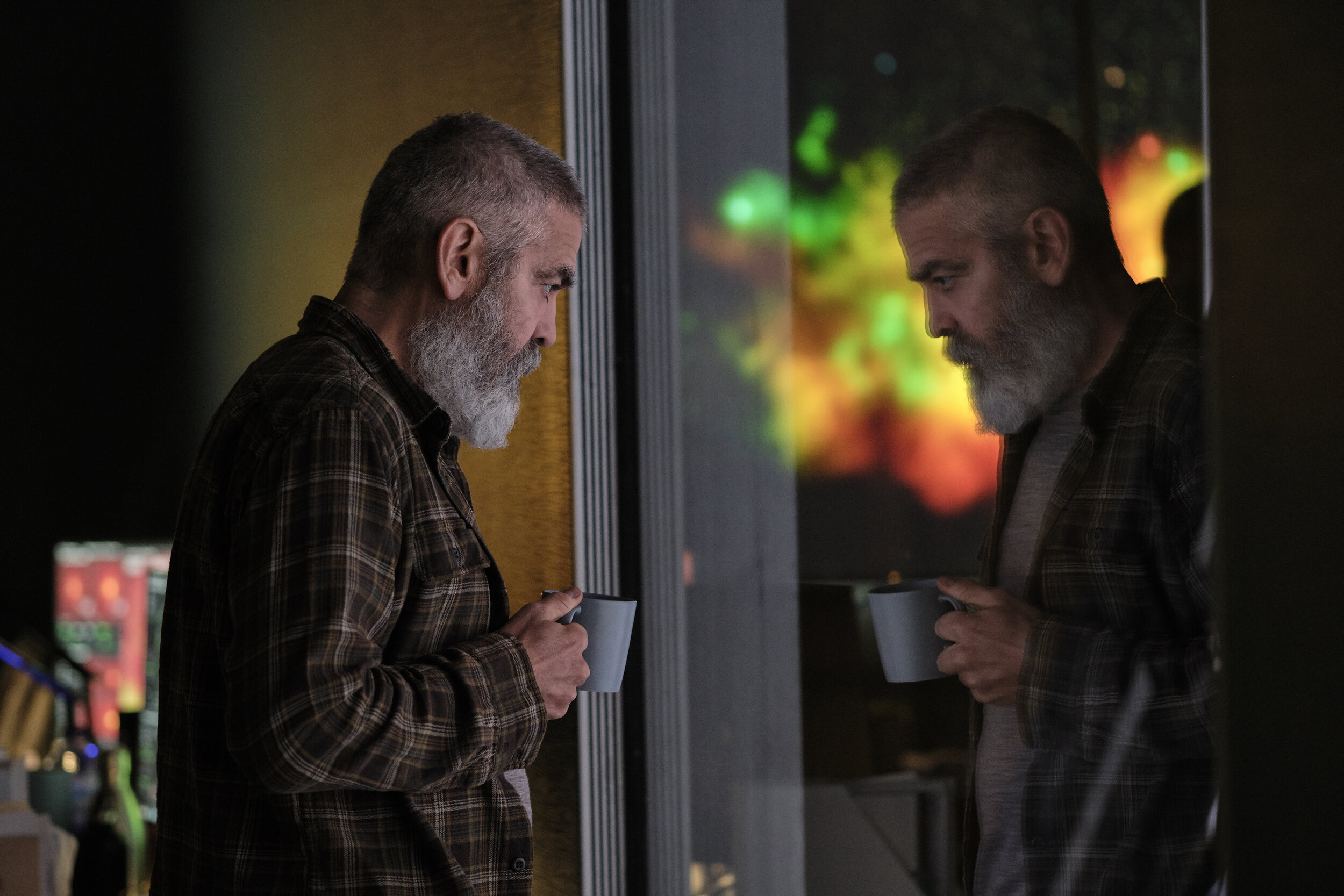  THE MIDNIGHT SKY (2020)George Clooney as Augustine. Cr. Philippe Antonello/NETFLIX ©2020 