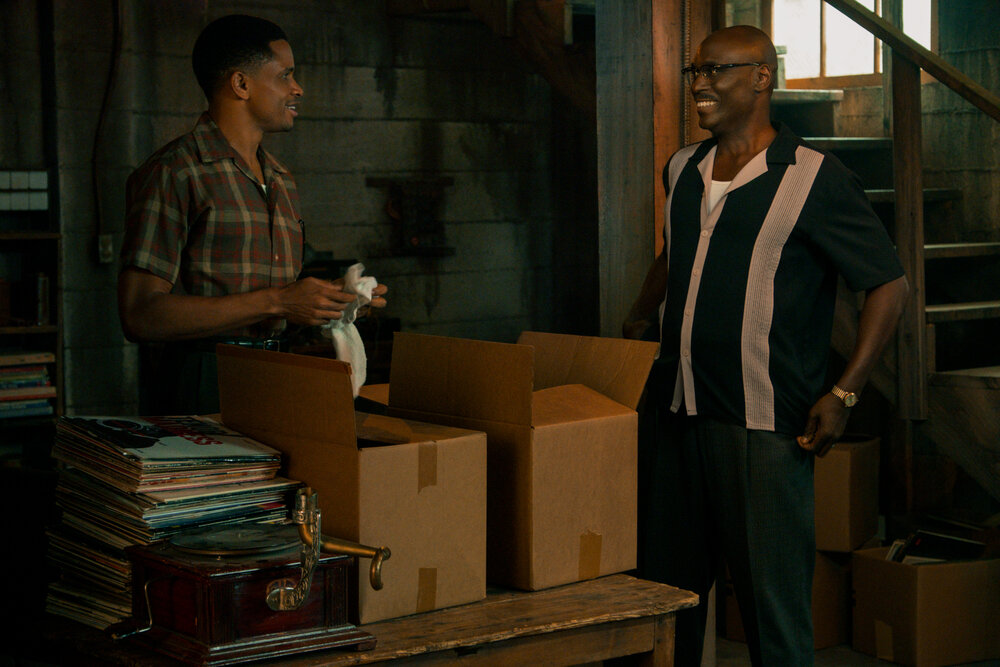  NNAMDI ASOMUGHA as ROBERT HALLOWAY and LANCE REDDICK as MR. JAY in SYLVIEÕS LOVE 