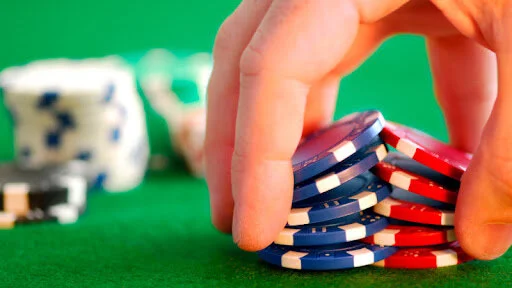 What Land-Based Casino Tricks Will Never Work Online?