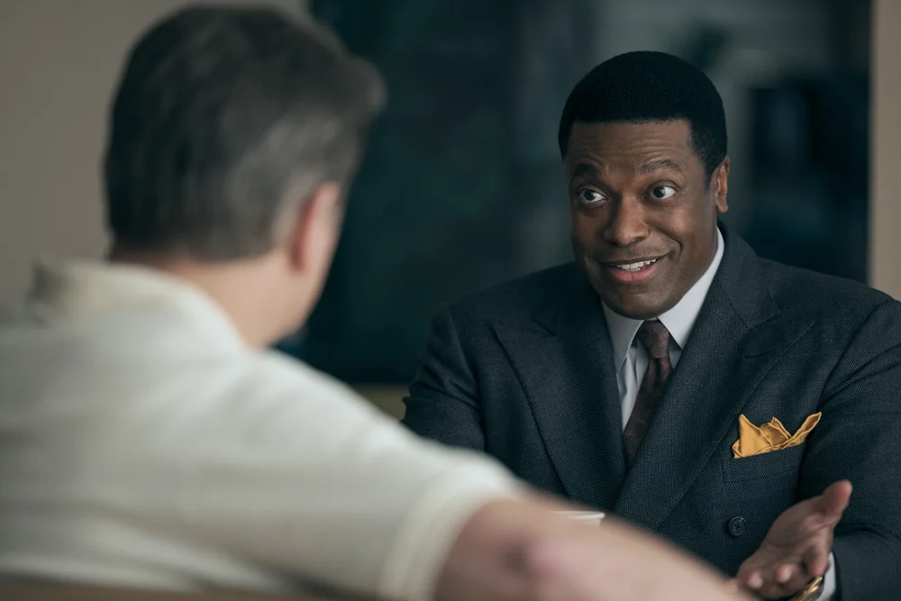  Matt Damon as Sonny Vaccaro and Chris Tucker as Howard White in AIR Photo: ANA CARBALLOSA © AMAZON CONTENT SERVICES LLC 