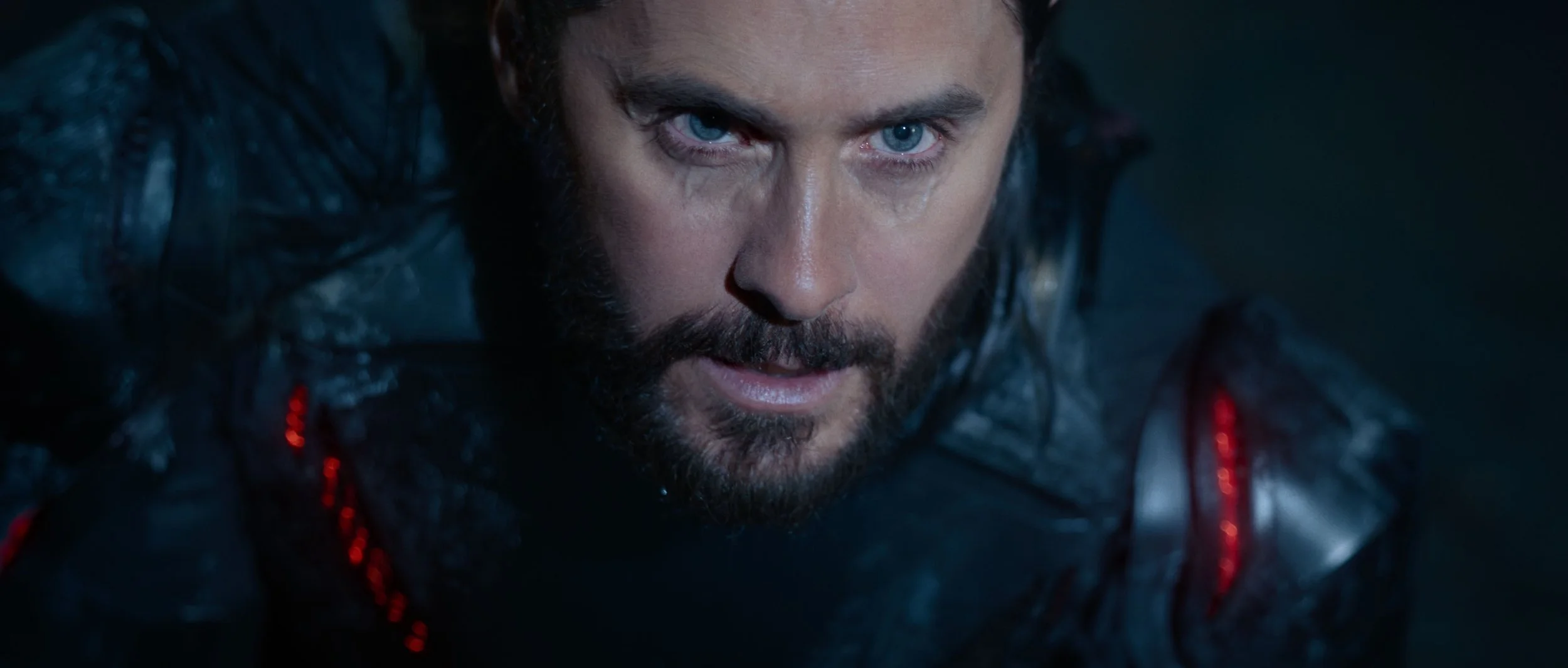 tron_ares_dtrl1_4k_r709f_stills_250403.088395Cv2.jpg