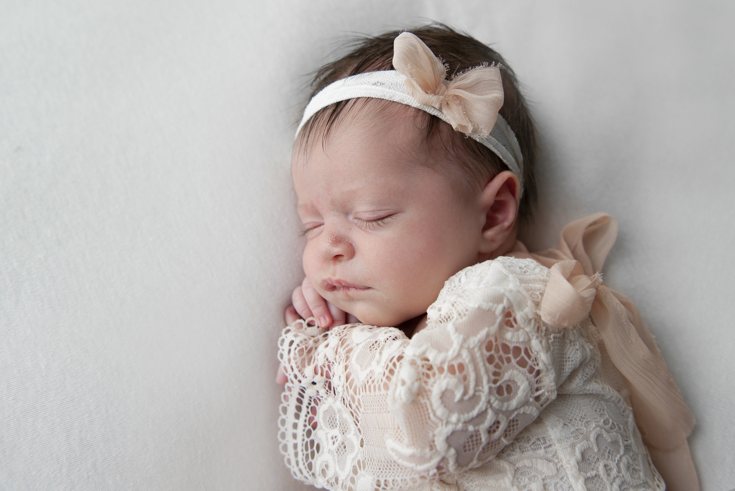 Pittsburgh's South Hills Newborn Photographer.jpg