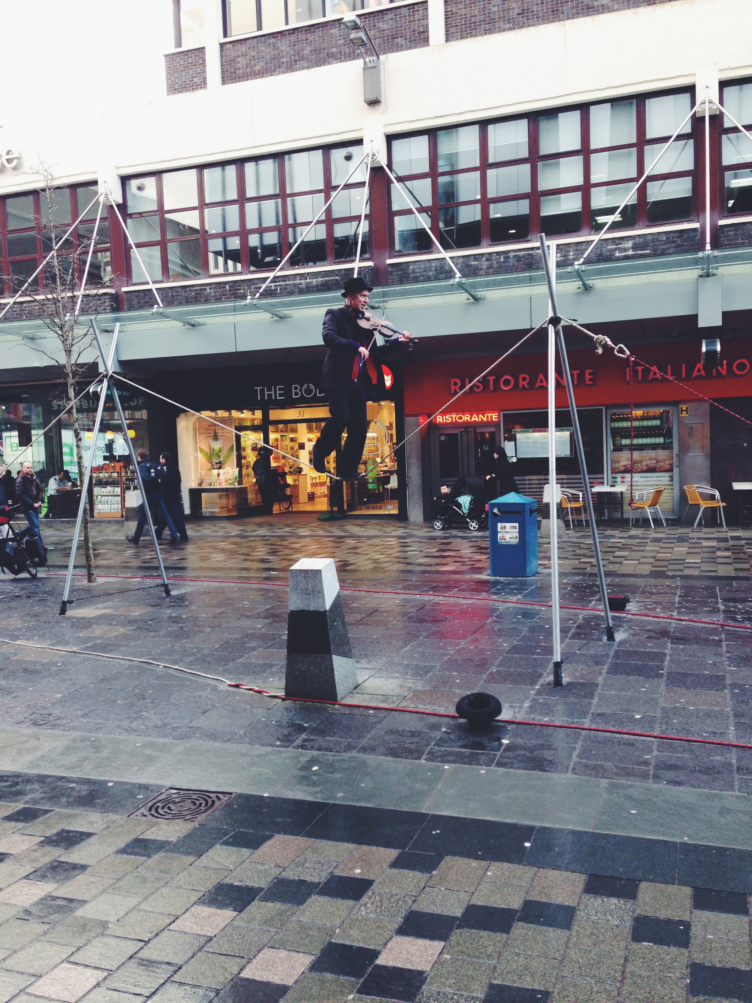 Street performer on Sauchiehall Street