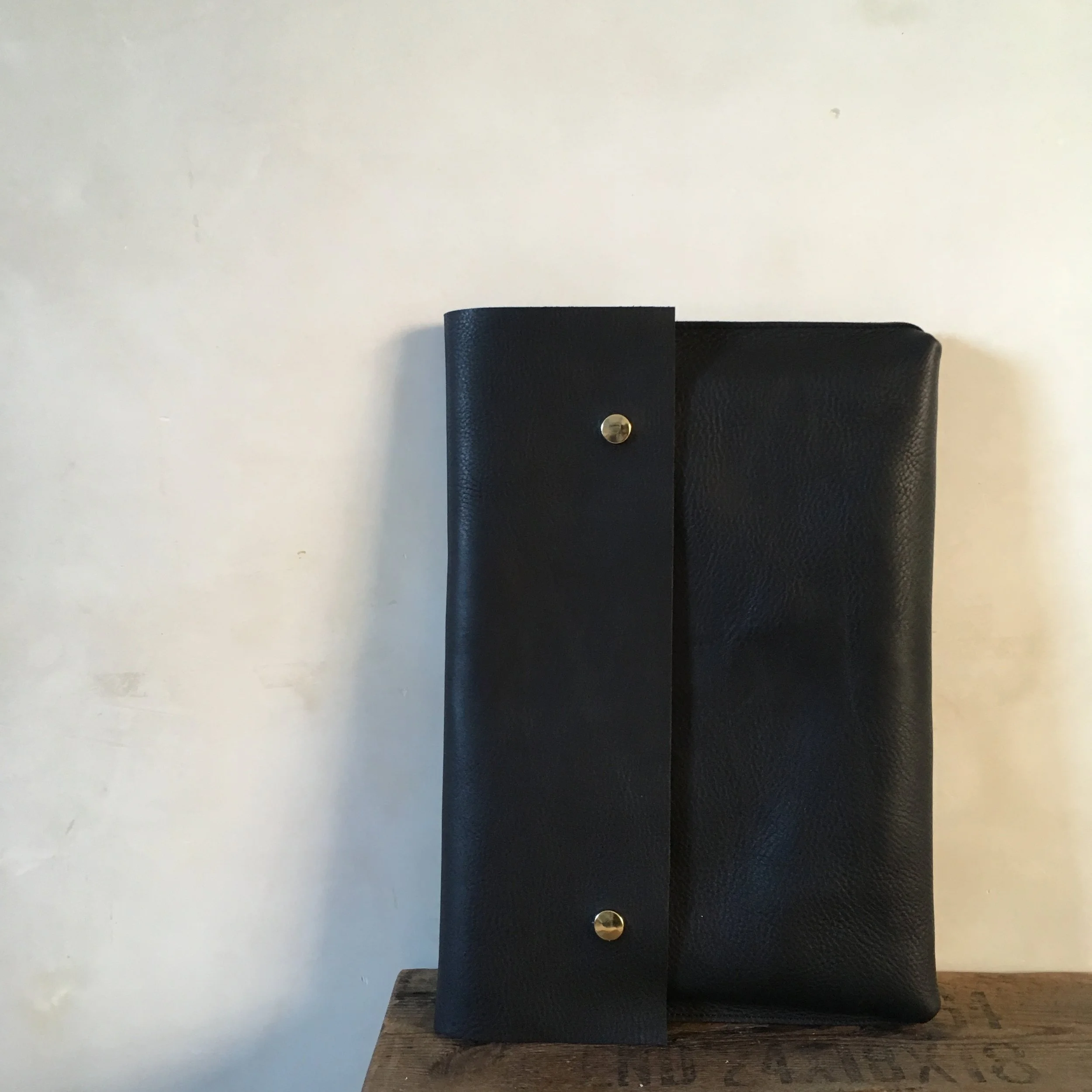 A4 black leather folder