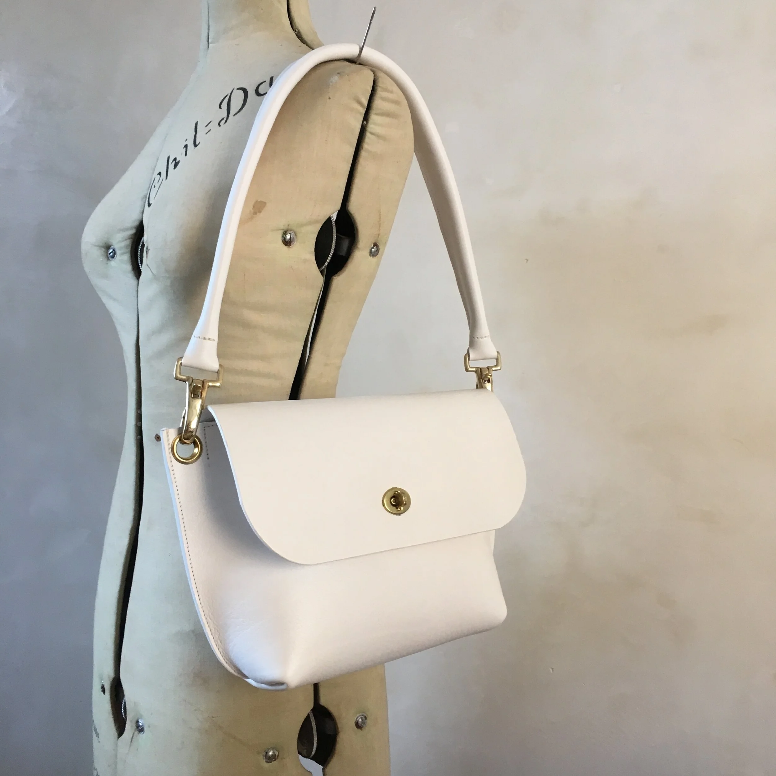 white satchel shoulder4.JPG