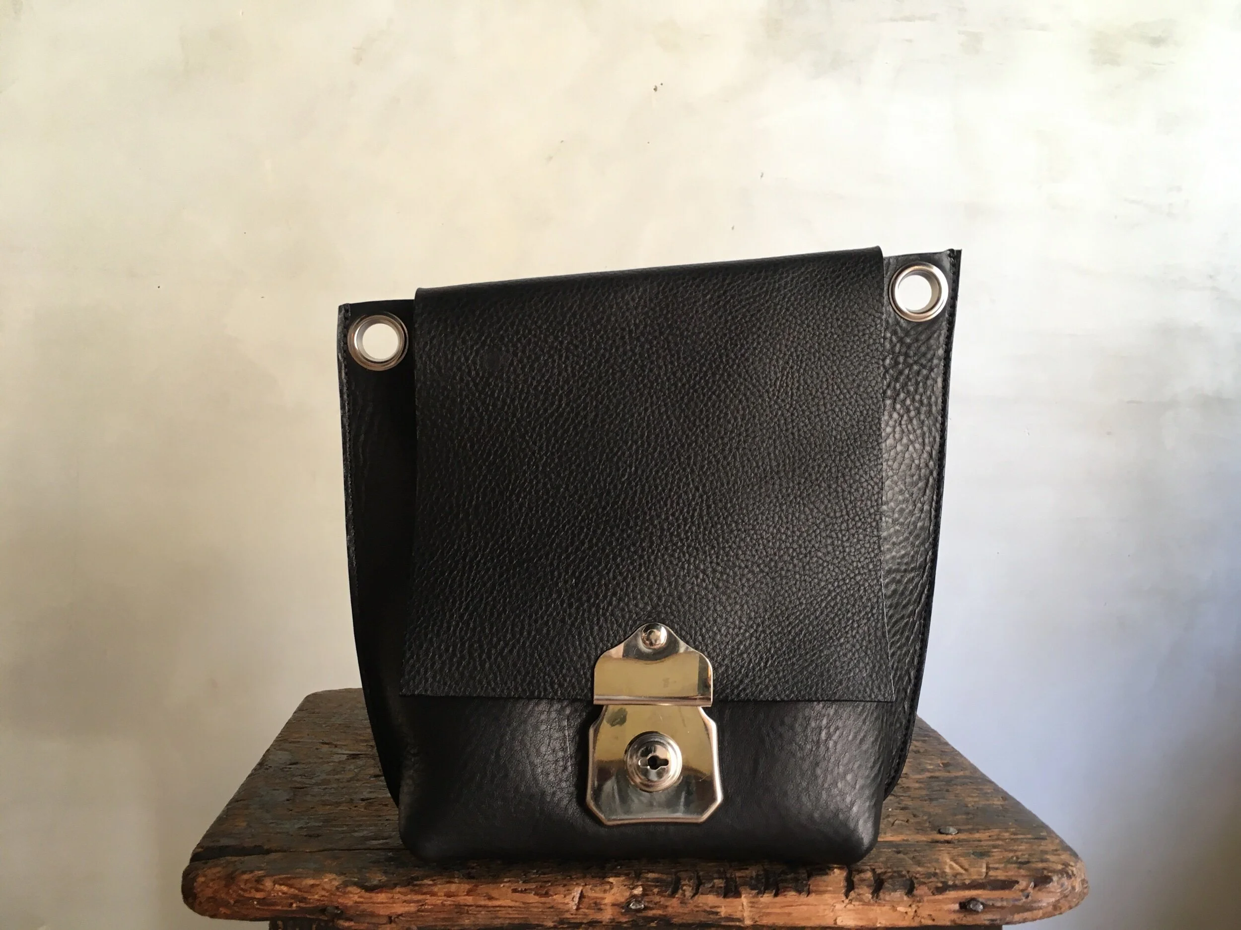 61A68D0A-C306-4FC1-8CE4-A526DC4C8E6A