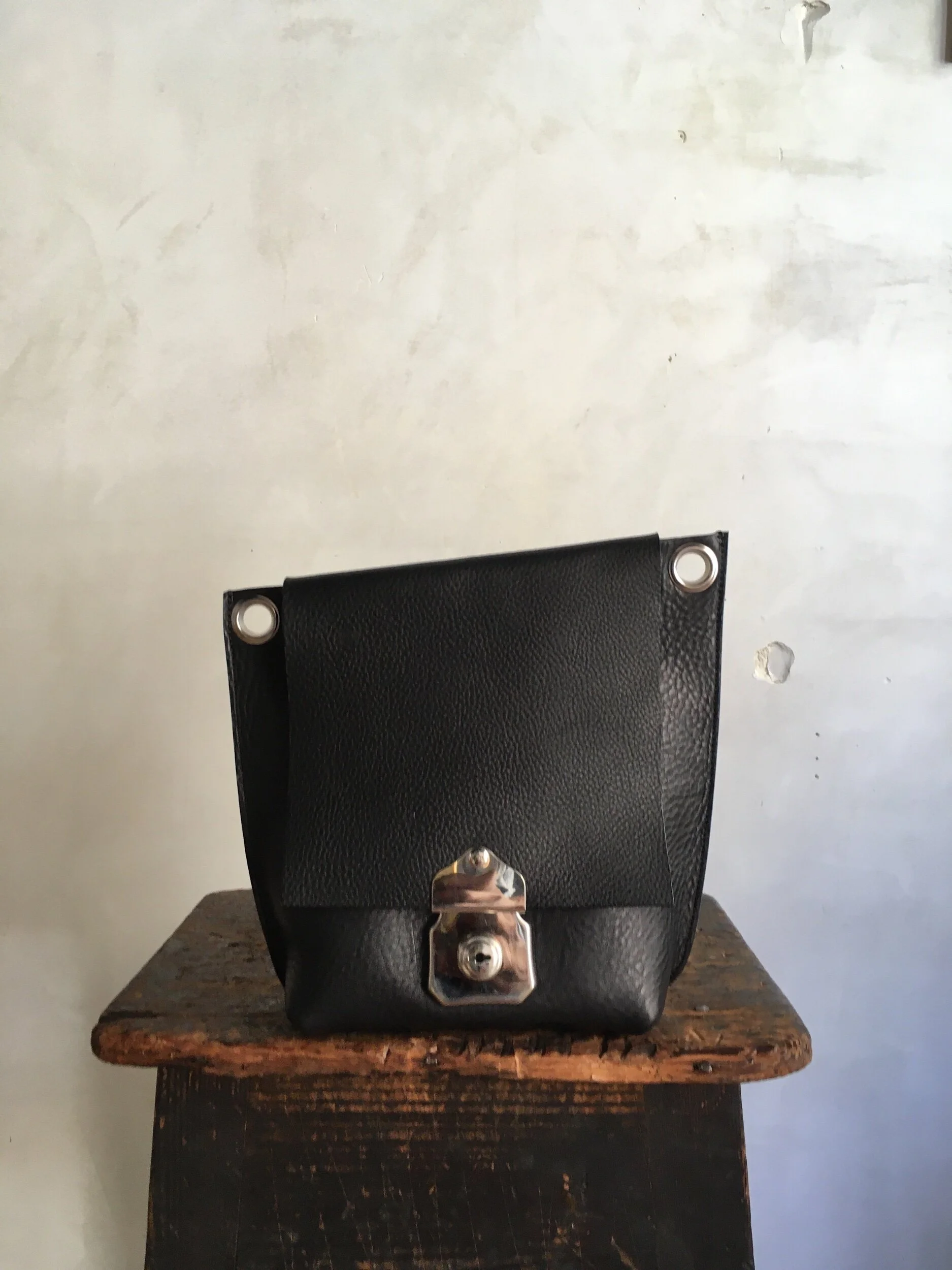 371EAA15-FE0B-4EEE-A41A-B0245E399F1B