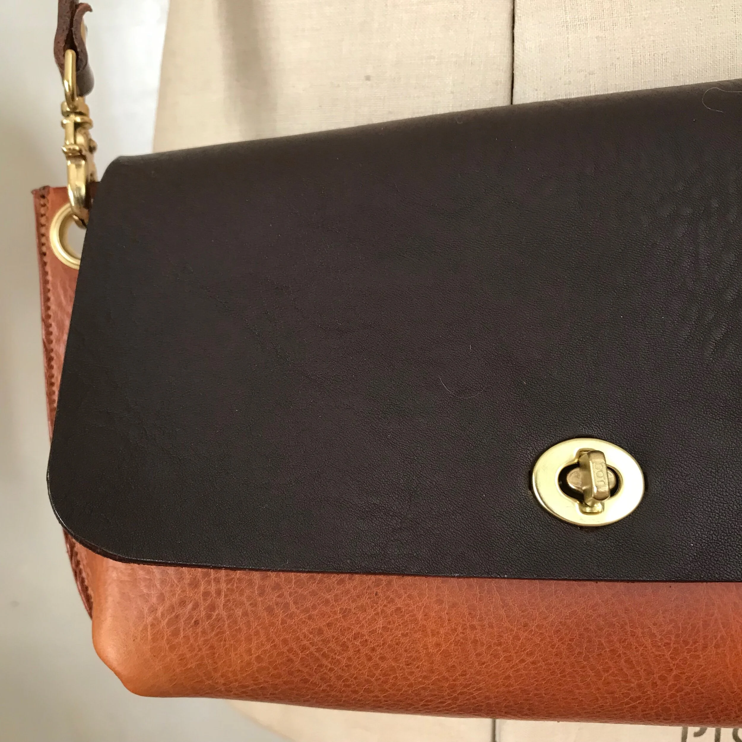 B7F2397E-9440-4D96-B023-FF0DF61D8188